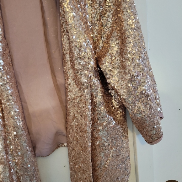 Living Doll Rose Gold Sequin swing front  short jacket size large - Picture 3 of 5